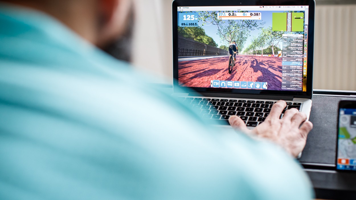 ZWIFT - Német útmutató a virtuális online edzéshez