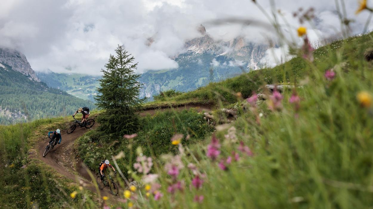 Sellaronda e mais - Mountain bike no Vale Gardena da região do Tirol do Sul