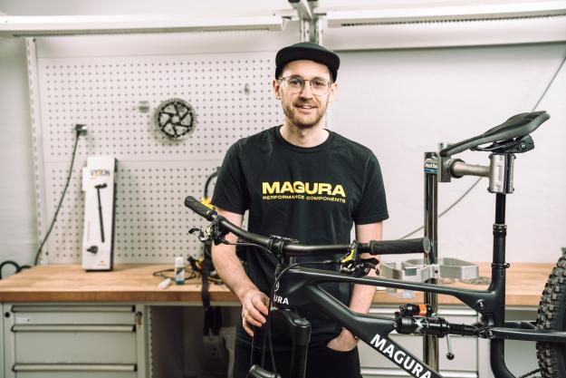 Dicas & Truques para Freios de Mountain Bike com o apoio da Magura