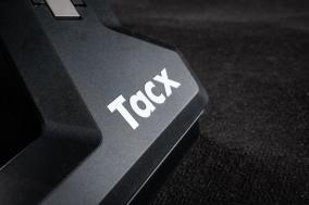 Recenze Garmin Tacx Neo 3M